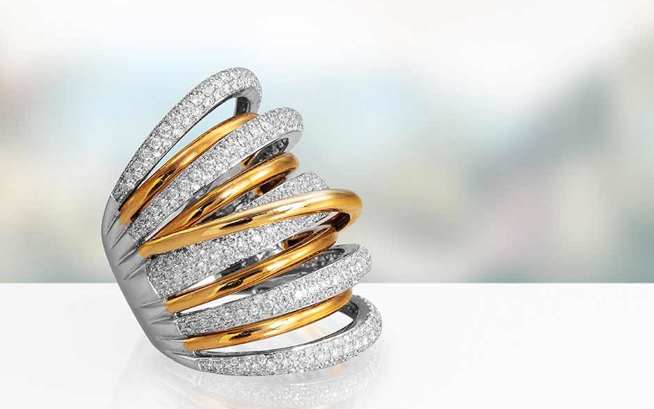 Jewelry photography of Gold and diamond ring