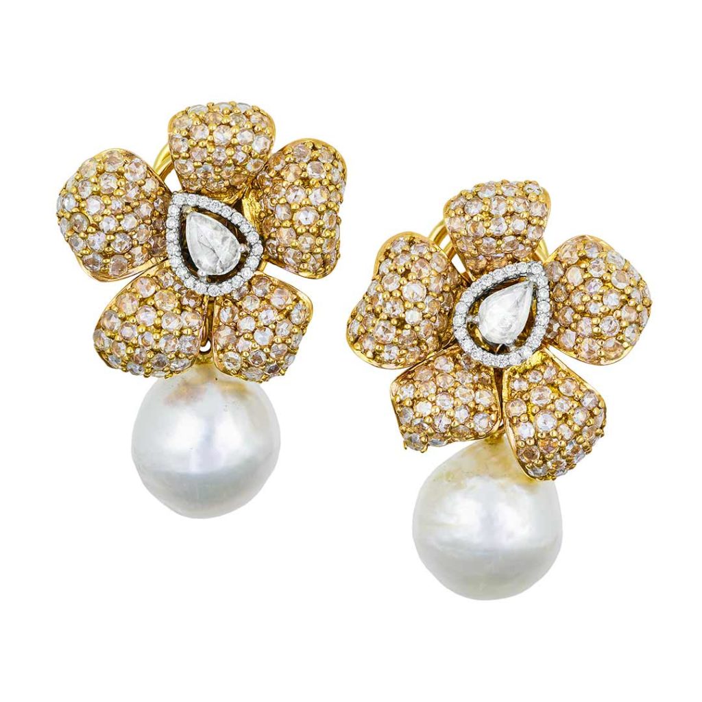 Diamond and pearl Earrings